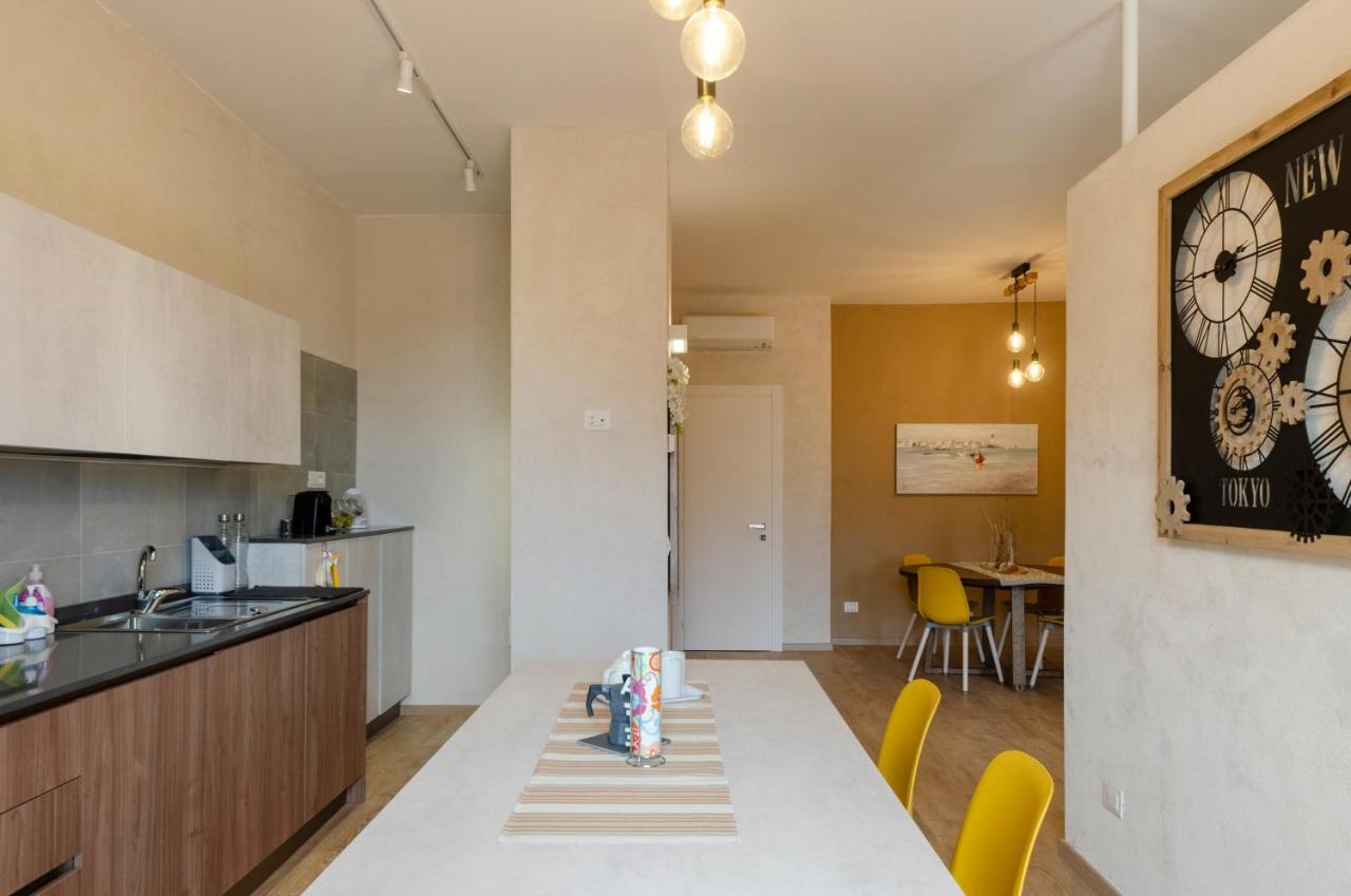 Apartament Joivy Chic Chiavari Apt With 2 Spacious Terraces Zewnętrze zdjęcie